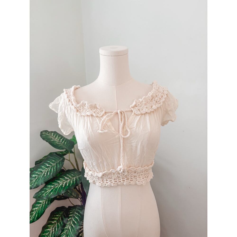 Cleobella Cream Crochet Off Shoulder Crop Top XS Boho Cottagecore Festival - Picture 2 of 7